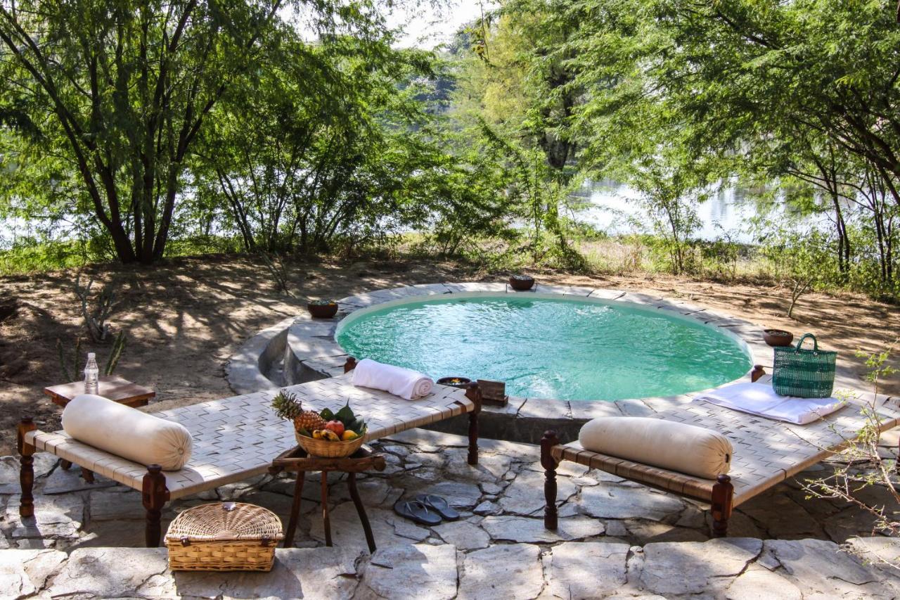 Brij Lakshman Sagar, Pali - Small Luxury Hotels Of The World Raipur  Eksteriør billede