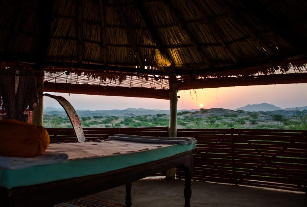 Brij Lakshman Sagar, Pali - Small Luxury Hotels Of The World Raipur  Eksteriør billede