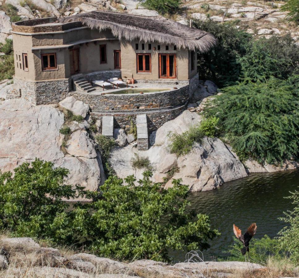 Brij Lakshman Sagar, Pali - Small Luxury Hotels Of The World Raipur  Eksteriør billede