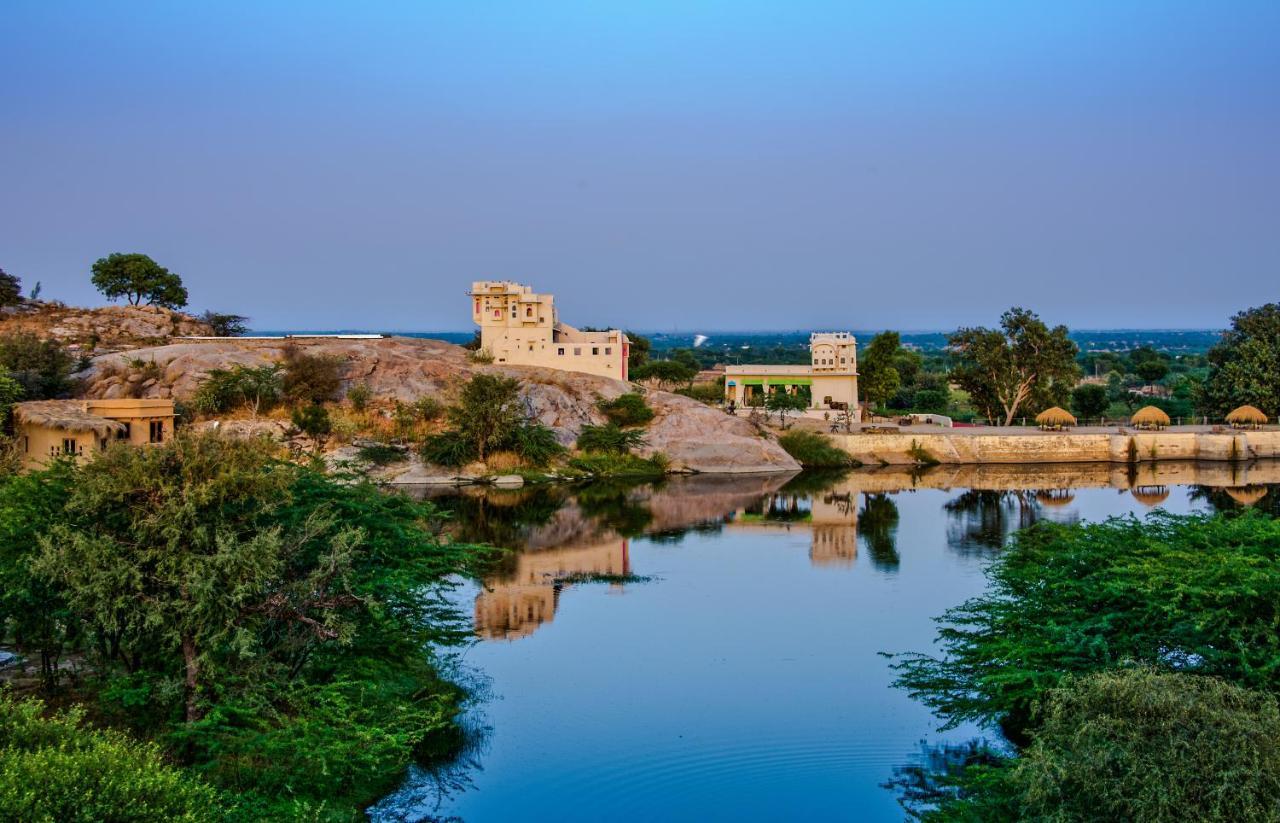 Brij Lakshman Sagar, Pali - Small Luxury Hotels Of The World Raipur  Eksteriør billede