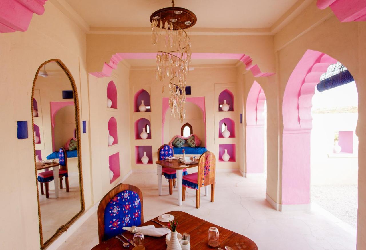 Brij Lakshman Sagar, Pali - Small Luxury Hotels Of The World Raipur  Eksteriør billede