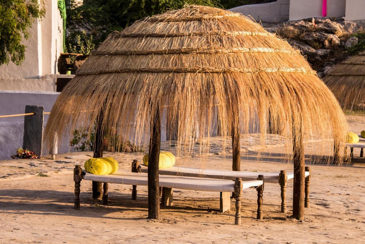 Brij Lakshman Sagar, Pali - Small Luxury Hotels Of The World Raipur  Eksteriør billede